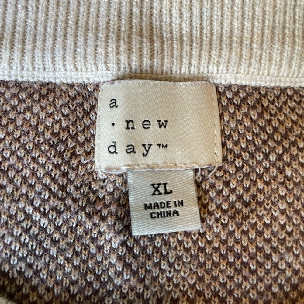 A New Day Womens Animal Print Sweater Size XL Warm Soft Cozy Pullover - Picture 5 of 5